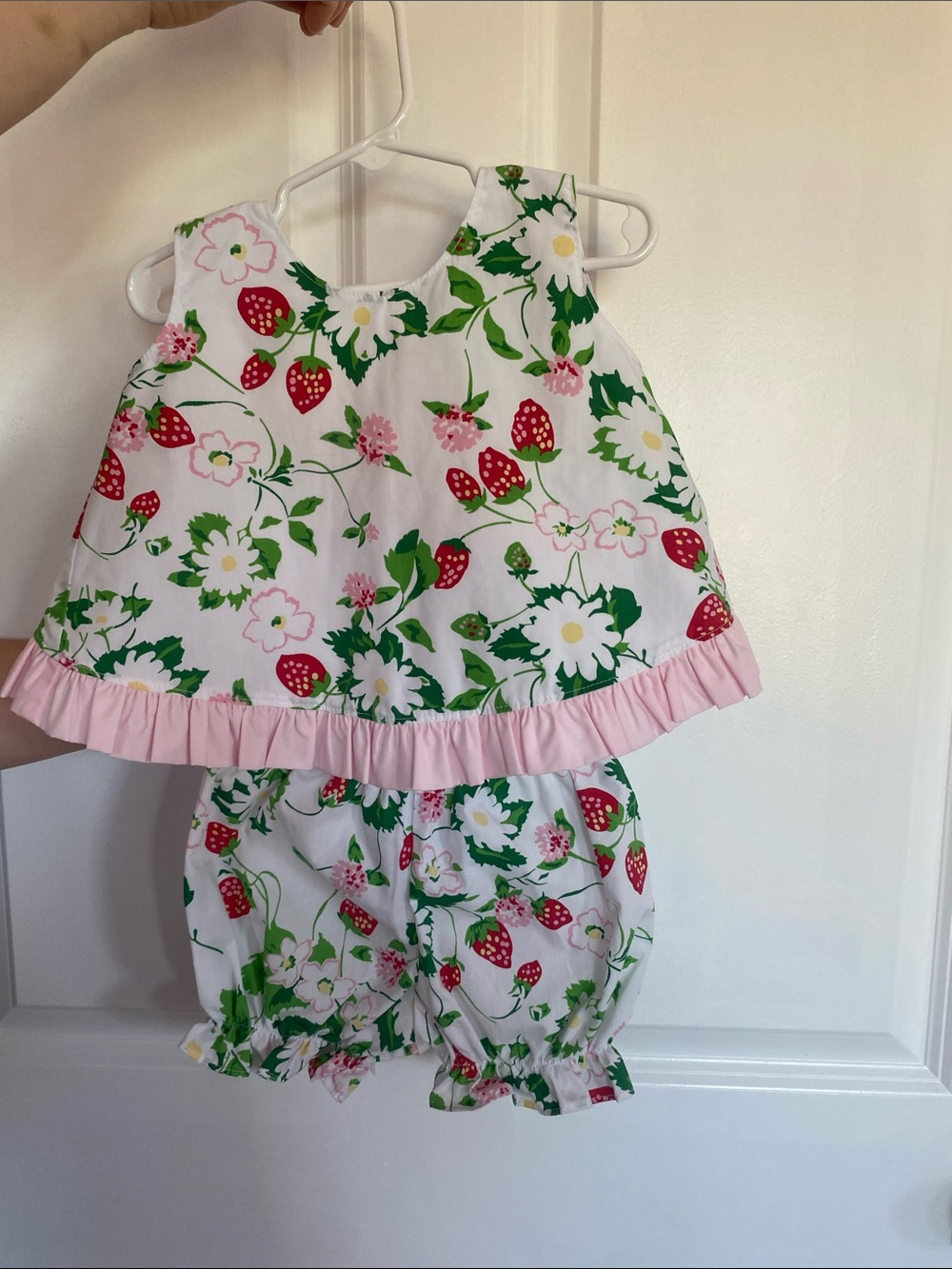 Girls White Strawberry & Daisy Print Two-Piece Set with Pink Trim